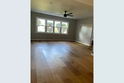 11315 S Avenue G, Chicago, IL 60617 - Photo 5