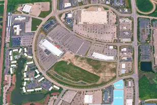 601 Lakehurst Rd, Waukegan, IL 60085 - Photo 1