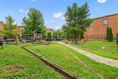 222 E 61st Street, Chicago, IL 60637 - Photo 45