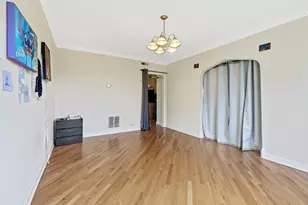 6457 N California Ave, Chicago, IL 60645 - Photo 17