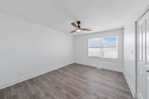 1308 8th St, Harvard, IL 60033 - Photo 9