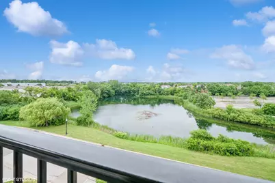 1199 E Port Clinton Road #504, Vernon Hills, IL 60061 - Photo 13