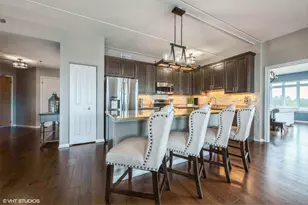 1199 E Port Clinton Rd, Vernon Hills, IL 60061 - Photo 5