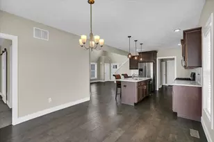 5008 Emmas Way, Champaign, IL 61822 - Photo 19