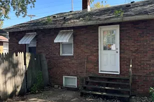 729 S 22nd St, Decatur, IL 62521 - Photo 7