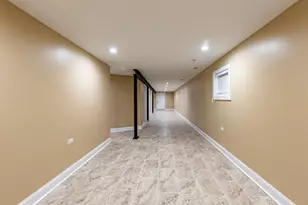 2012 W Coulter St, Chicago, IL 60608 - Photo 35