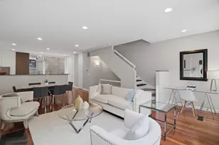 678 N Peoria St, Chicago, IL 60642 - Photo 3