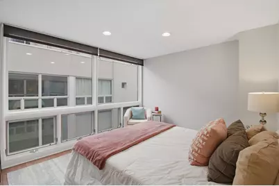 678 N Peoria Street #C, Chicago, IL 60642 - Photo 15