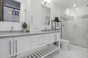 678 N Peoria St, Chicago, IL 60642 - Photo 15