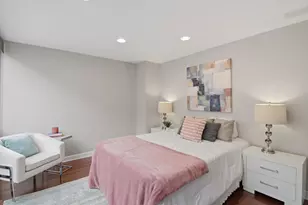 678 N Peoria St, Chicago, IL 60642 - Photo 9