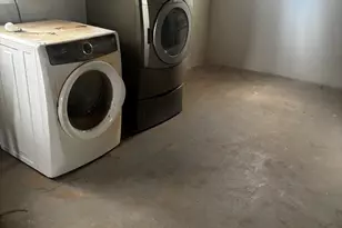 650 Greenbay Ave E, Calumet City, IL 60409 - Photo 5