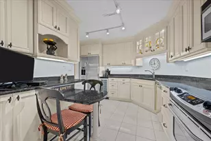 640 Winnetka Mews, Winnetka, IL 60093 - Photo 11