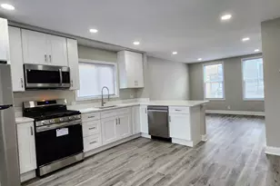 3816 W Montrose Ave, Chicago, IL 60618 - Photo 3