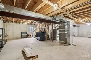 2735 Hillsboro Blvd, Aurora, IL 60503 - Photo 37