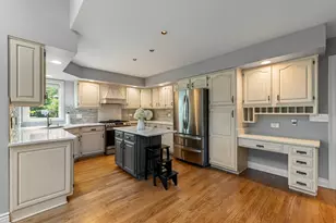 816 Spindletree Ave, Naperville, IL 60565 - Photo 13