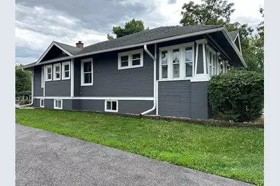 1034 N 5th Avenue, Saint Charles, IL 60174 - Photo 3