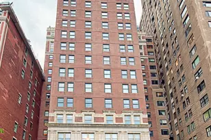 189 E Lake Shore Dr, Chicago, IL 60611 - Photo 1