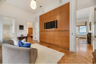 189 E Lake Shore Drive #PH18, Chicago, IL 60611 - Photo 43