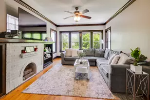 4639 W Montana St, Chicago, IL 60639 - Photo 3