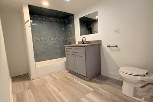 11949 S Yale Ave, Chicago, IL 60628 - Photo 25