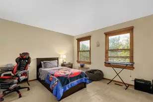 1000 Surrey Ln, Itasca, IL 60143 - Photo 17