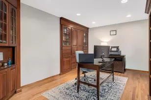 1000 Surrey Ln, Itasca, IL 60143 - Photo 13