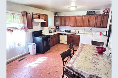 57 Robin Road, Carpentersville, IL 60110 - Photo 3