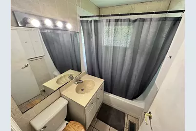 57 Robin Road, Carpentersville, IL 60110 - Photo 9