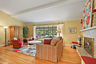 W2891 Hollybush Dr, Lake Geneva, WI 53147 - Photo 5