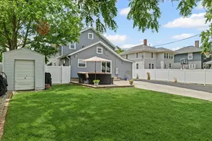 414 N Church St, Gibson City, IL 60936 - Photo 7