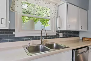 414 N Church St, Gibson City, IL 60936 - Photo 35