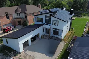 795 Greenwood Rd, Northbrook, IL 60062 - Photo 1