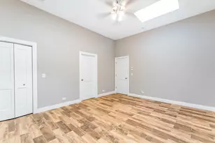 3301 W Evergreen Ave, Chicago, IL 60651 - Photo 21