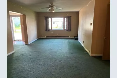 212 Yount Avenue, Watseka, IL 60970 - Photo 5