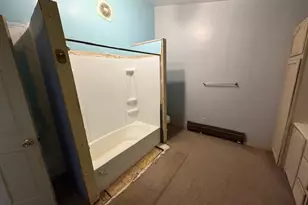 212 Yount Ave, Watseka, IL 60970 - Photo 13