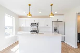 503 Wild Turkey Ln, Normal, IL 61761 - Photo 11