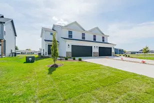 503 Wild Turkey Ln, Normal, IL 61761 - Photo 3