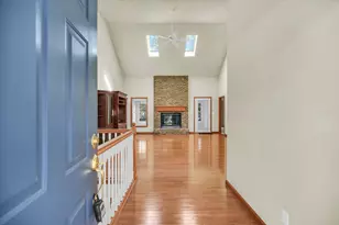 2424 Prairie Ridge Pl, Champaign, IL 61822 - Photo 5