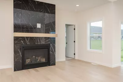 1313 Woodbine Road, Bloomington, IL 61704 - Photo 37