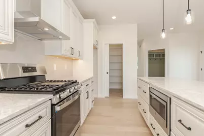 1313 Woodbine Road, Bloomington, IL 61704 - Photo 47