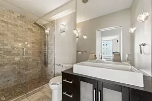 880 N Lake Shore Dr, Chicago, IL 60611 - Photo 11