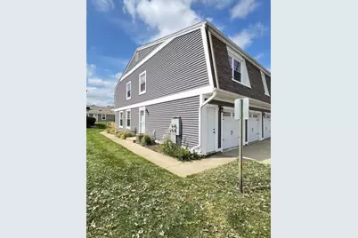 358 E Farmingdale Circle, Vernon Hills, IL 60061 - Photo 1