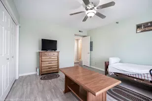 7091 W Touhy Ave, Niles, IL 60714 - Photo 15