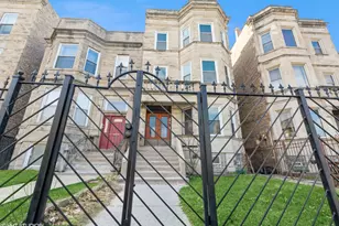 6352 S Ingleside Ave, Chicago, IL 60637 - Photo 1