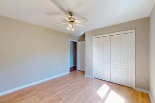 1305 Campbell St, Joliet, IL 60435 - Photo 39