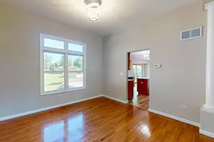 1305 Campbell St, Joliet, IL 60435 - Photo 11