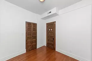 3744 N Fremont St, Chicago, IL 60613 - Photo 9