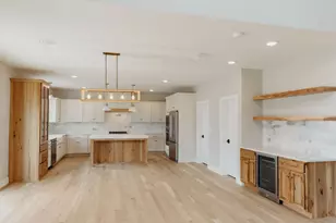 22736 Parkview Ln, Frankfort, IL 60423 - Photo 3