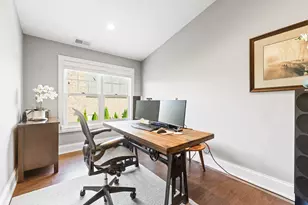 39W162 Longmeadow Ln, Saint Charles, IL 60175 - Photo 39