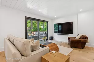 1473 Edgewood Ln, Winnetka, IL 60093 - Photo 11